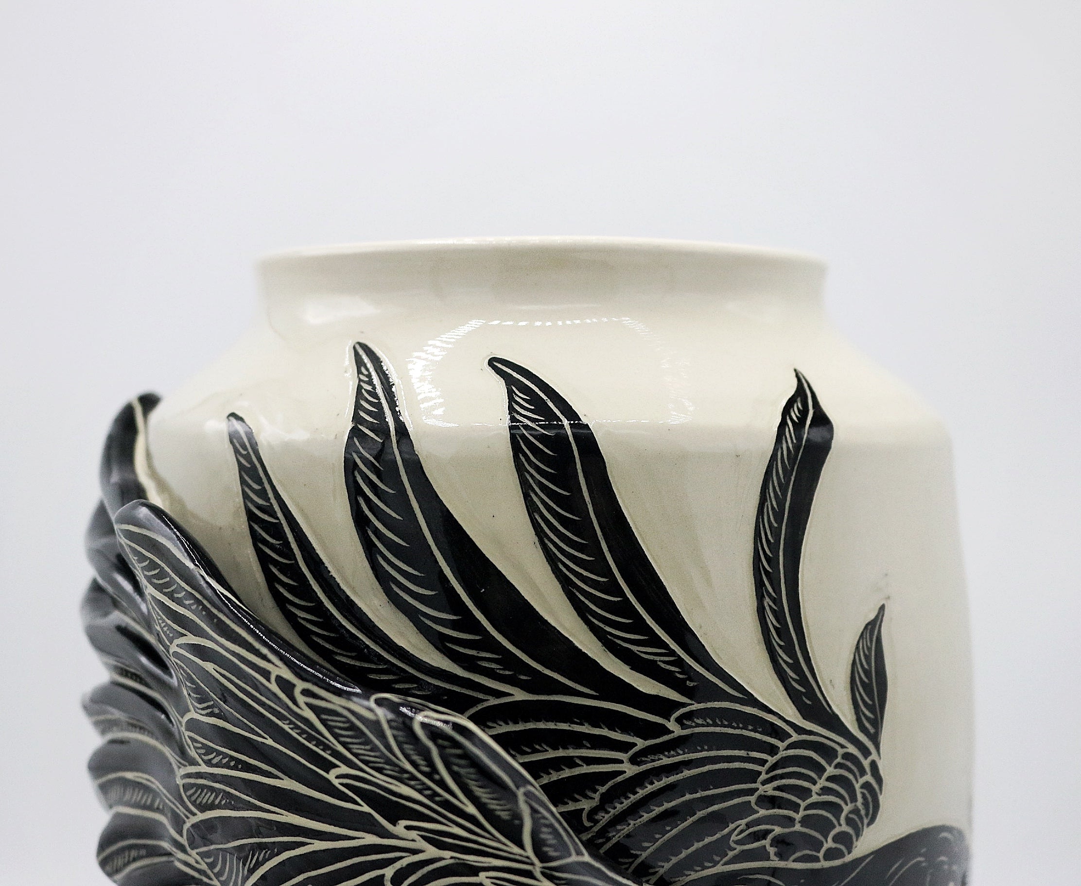 Black Crow Vase 1